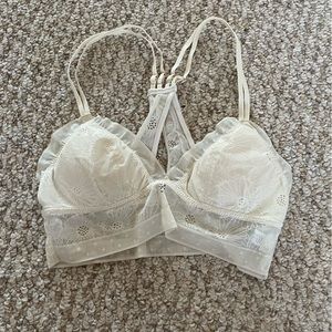 Cream Aerie Bralette with Lace XS
